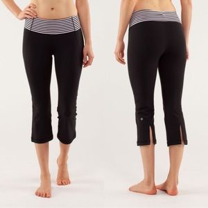 lulu lemon cropped leggings with black and white striped waistband size 4